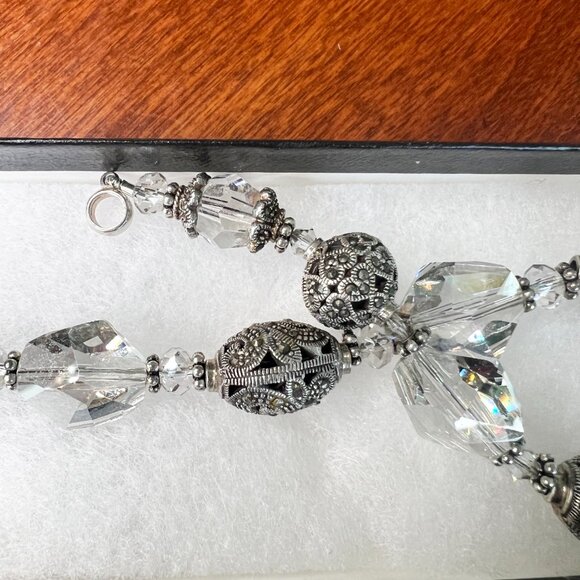 Handmade Crystal and Sterling Silver Filigree toggle chain 16" necklace - Picture 5 of 6